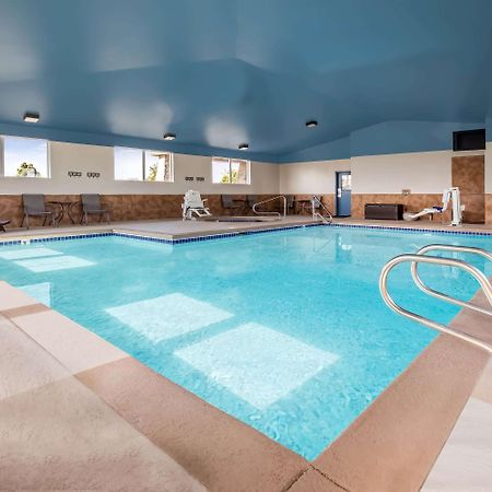 Отель Baymont By Wyndham Tri-Cities/Kennewick Wa Экстерьер фото